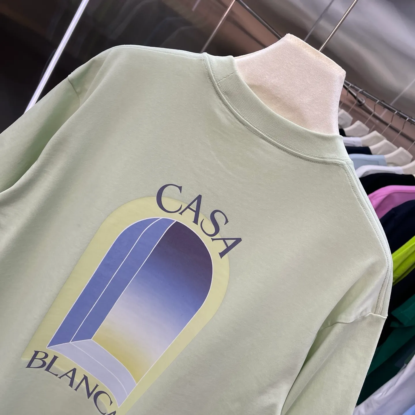 New Arrival Casablanca Casablanca Classic Series printed short-sleeved T-shirt for celebrities. It is made of Xinjiang long-staple cotton ~ grams. The color of the fabric is custom-dyed and will not shrink or fade. It feels comfortable and has a strong texture. A must-have for fashionable men and women, the Classic drop-shoulder wide version is available exclusively in In Stock! Color: White Black Blue fluorescent color Light Green color (5 colors) Size: S M L XL XXL